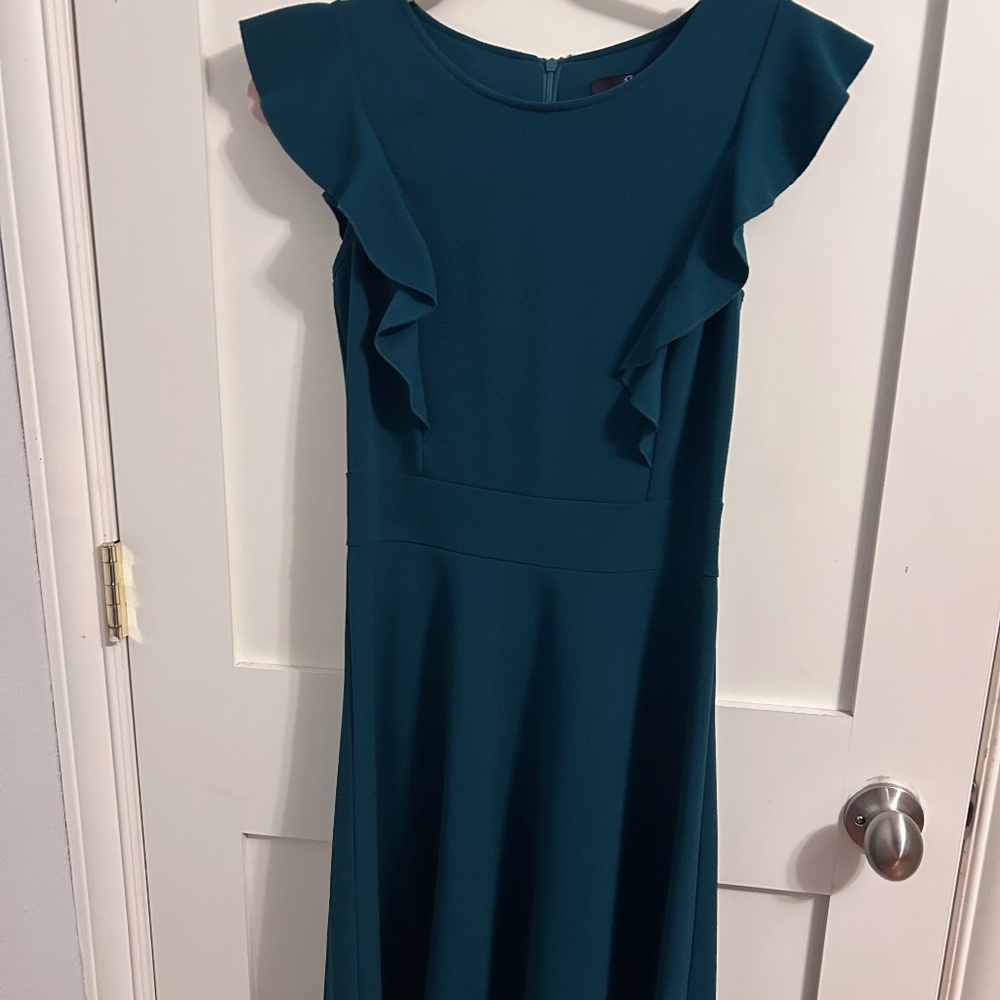Green midi dress